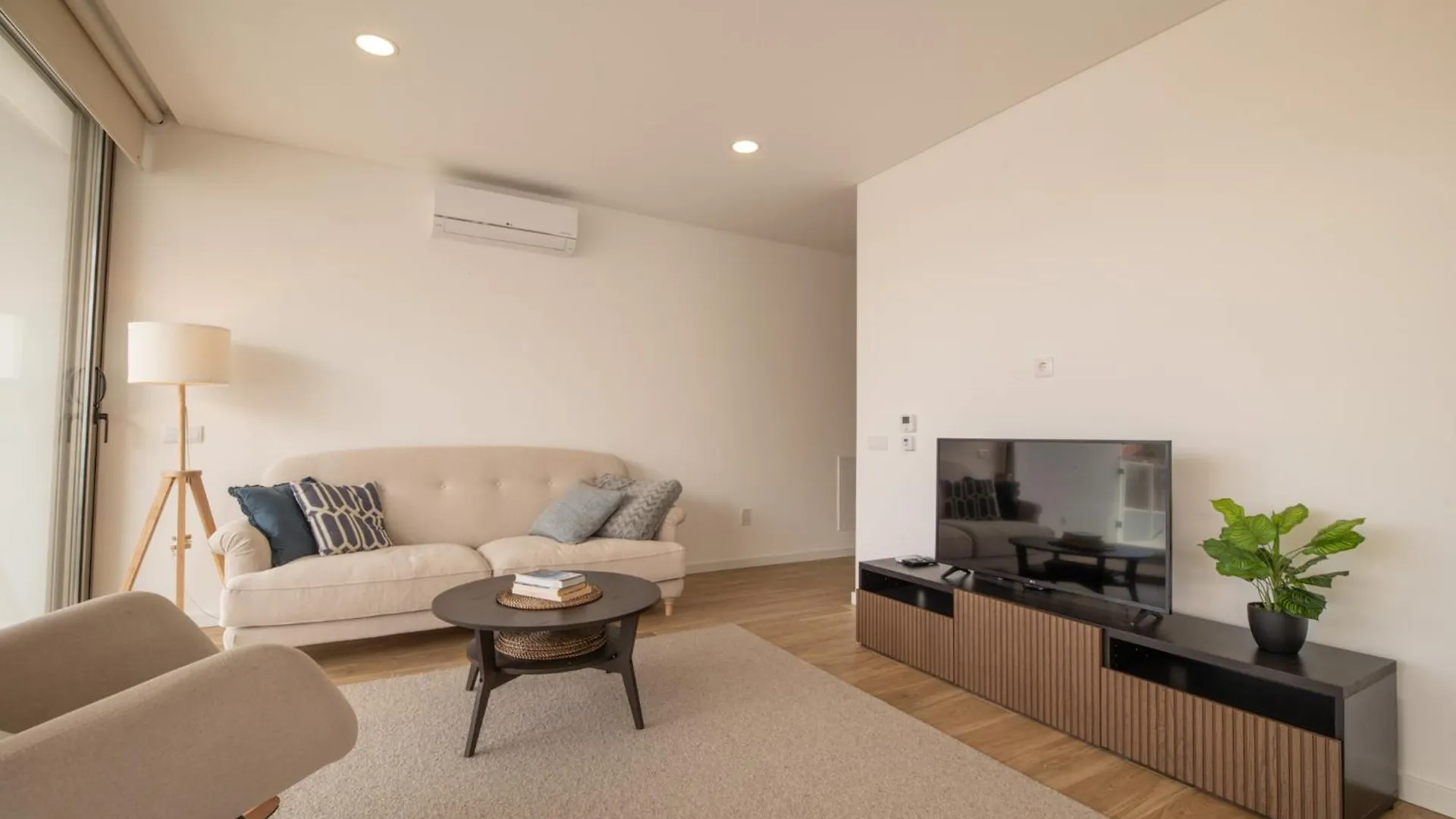 Apartment Luz Secret By Moje Holiday Portugal